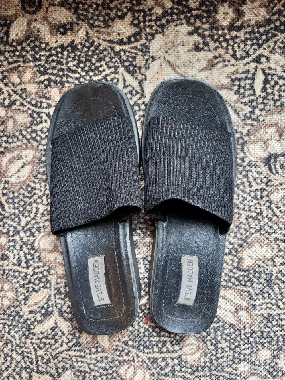 Steve Madden Black Ribbed Slide Sandals with Leather Footbed